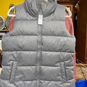 New winter vest with tags